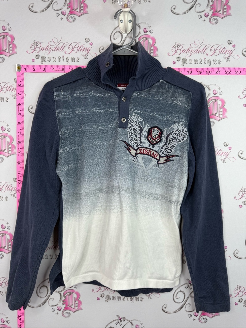 Sweater shirt Button Collar Ombre Pullover with Wing Crest